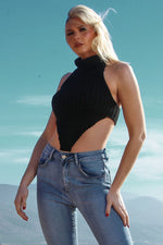 Load image into Gallery viewer, High Neck Roll Knitted Backless Front Cropped Top
