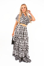 Load image into Gallery viewer, Button Down Printed Maxi Shirt Dress with Waist Detail
