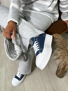 Luxe Bee Decorative Lace Up Platform Trainers