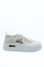 Load image into Gallery viewer, Luxe Bee Decorative Lace Up Platform Trainers
