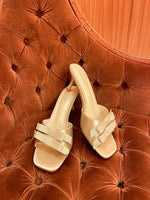Load image into Gallery viewer, Open Toe Bow Detail High Heels
