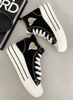 Load image into Gallery viewer, Kid&#39;s High Top Lace Up Heart Detailed Trainers
