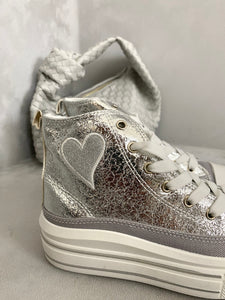 Kid's High Top Lace Up Heart Detailed Trainers