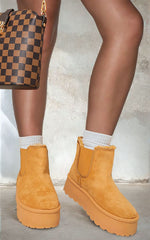 Load image into Gallery viewer, Fluffy Platform Sole Chelsea Faux Fur Lined Ankle Boots
