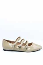 Load image into Gallery viewer, Strappy Buckle Detail Flat Shoes
