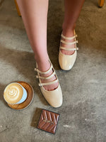 Load image into Gallery viewer, Strappy Buckle Detail Flat Shoes
