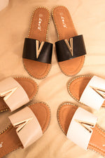 Load image into Gallery viewer, V-Detail Slip-On Flat Sandals
