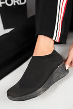 Load image into Gallery viewer, Slip On Sock Style Trainers
