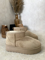 Load image into Gallery viewer, Kid&#39;s Aztec Detail Low Ankle Platform Slipper Boots
