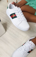 Load image into Gallery viewer, Striped Bee Design Trainers (Size 3)
