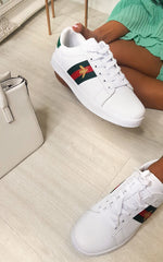 Load image into Gallery viewer, Striped Bee Design Trainers (Size 3)

