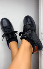 Load image into Gallery viewer, Striped Bee Design Trainers (Size 3)
