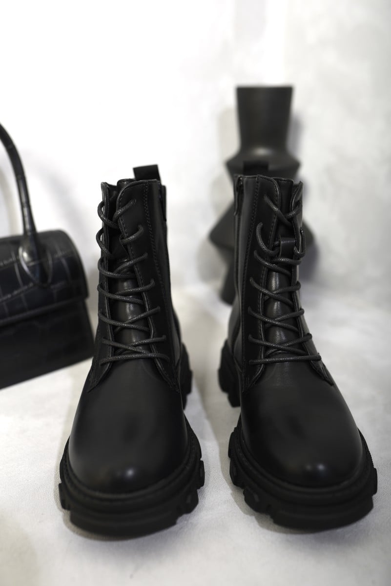 Kid's Knit Lace Up Chunky Ankle Boots