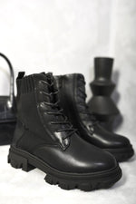 Load image into Gallery viewer, Kid&#39;s Knit Lace Up Chunky Ankle Boots

