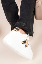 Load image into Gallery viewer, Chunky Glitter Detail Trainers with Bee Charm
