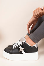 Load image into Gallery viewer, Chunky Glitter Detail Trainers with Bee Charm
