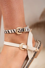 Load image into Gallery viewer, Toe Loop Flat Sandals with Zebra Buckle Straps
