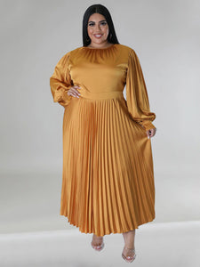 Curve Pleated Round Neck Long Sleeve Dress