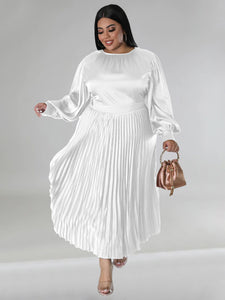 Curve Pleated Round Neck Long Sleeve Dress