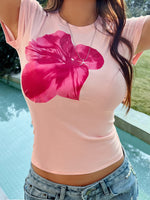 Load image into Gallery viewer, Slim Waist Flower Print T-Shirt
