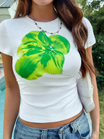 Load image into Gallery viewer, Slim Waist Flower Print T-Shirt
